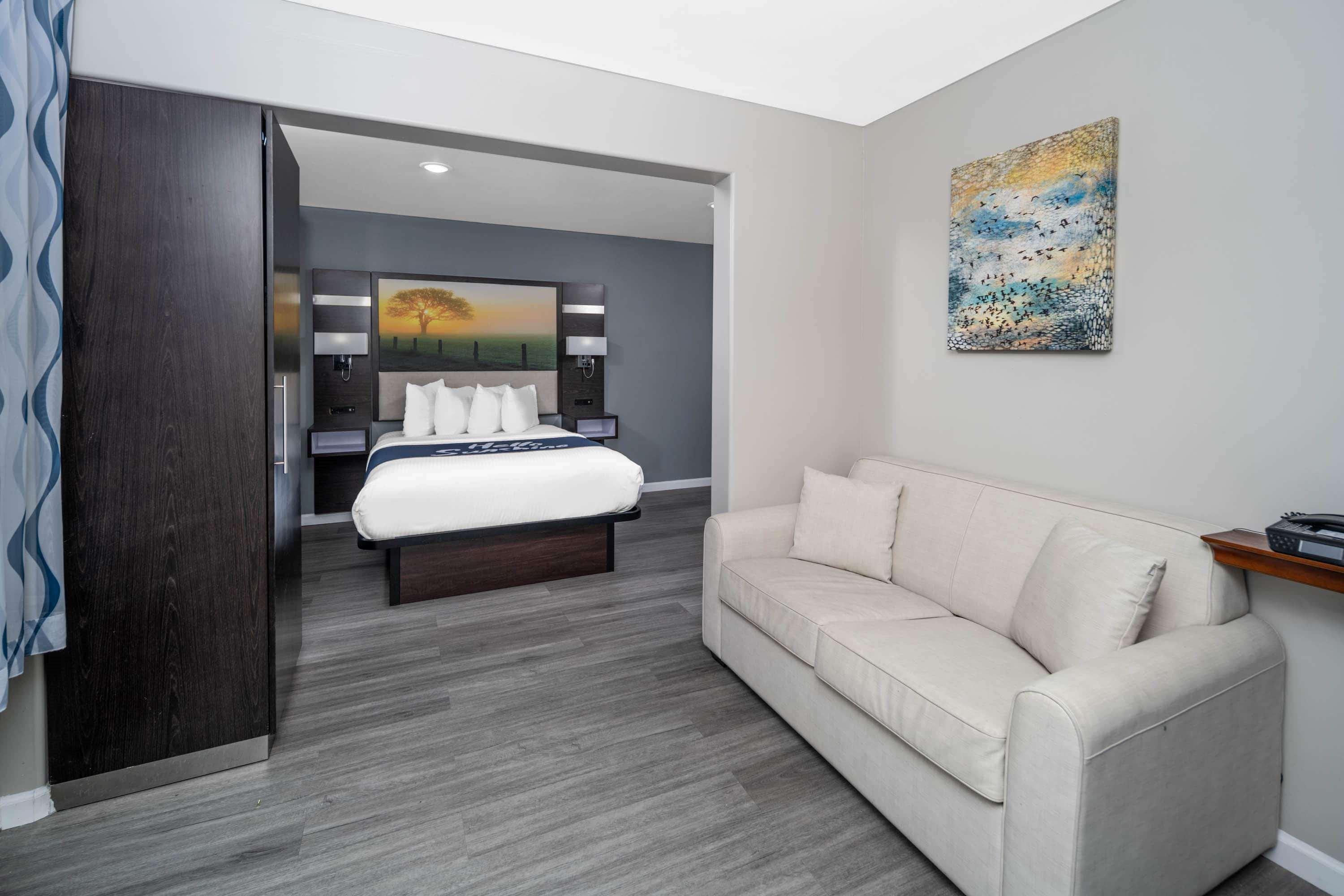 Days Inn By Wyndham Galt - Elk Grove South Εξωτερικό φωτογραφία
